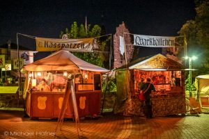 August Quarkbällchen und Käsespätzle